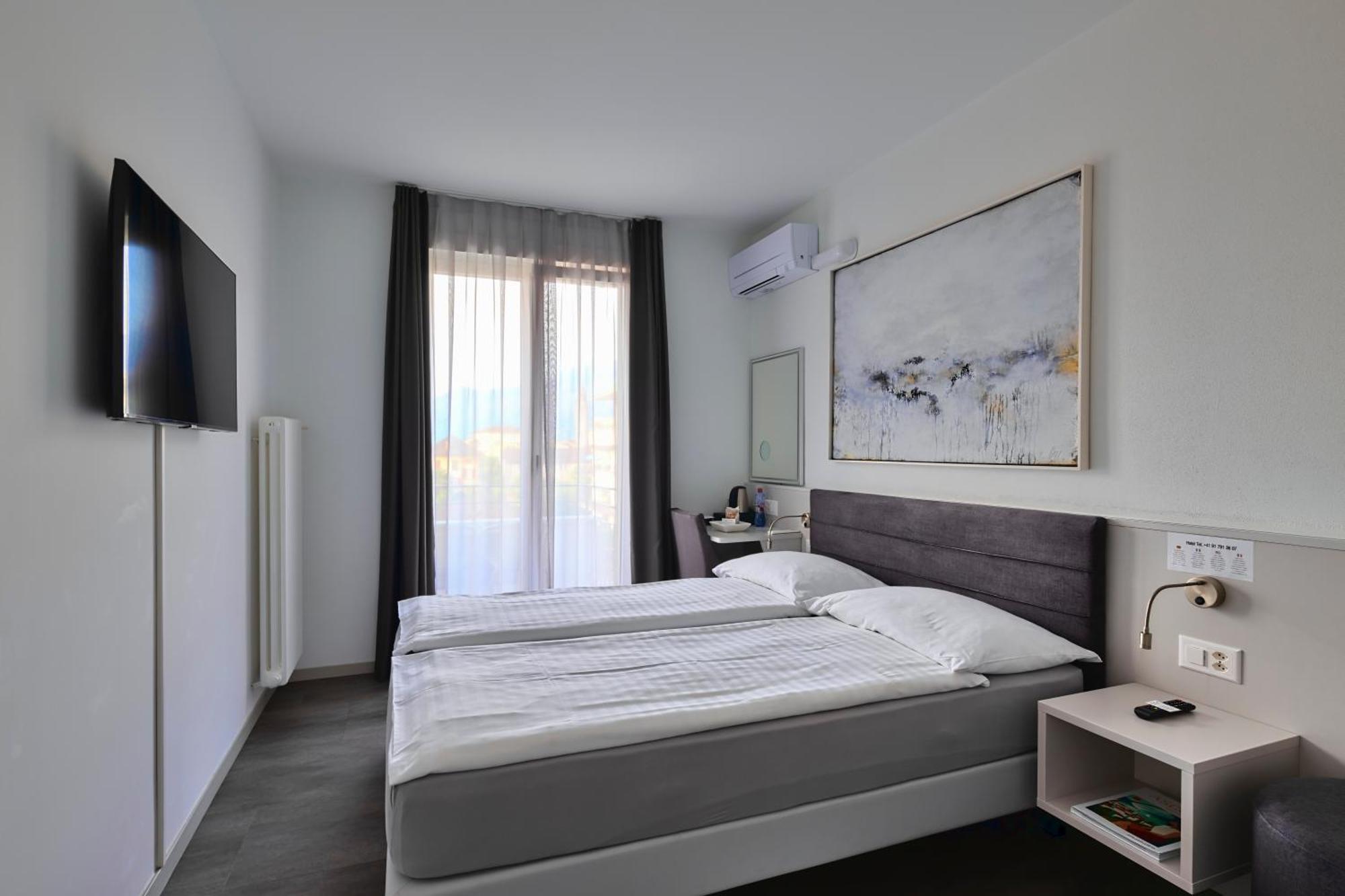 Hotel Luna Garni Аскона Екстериор снимка